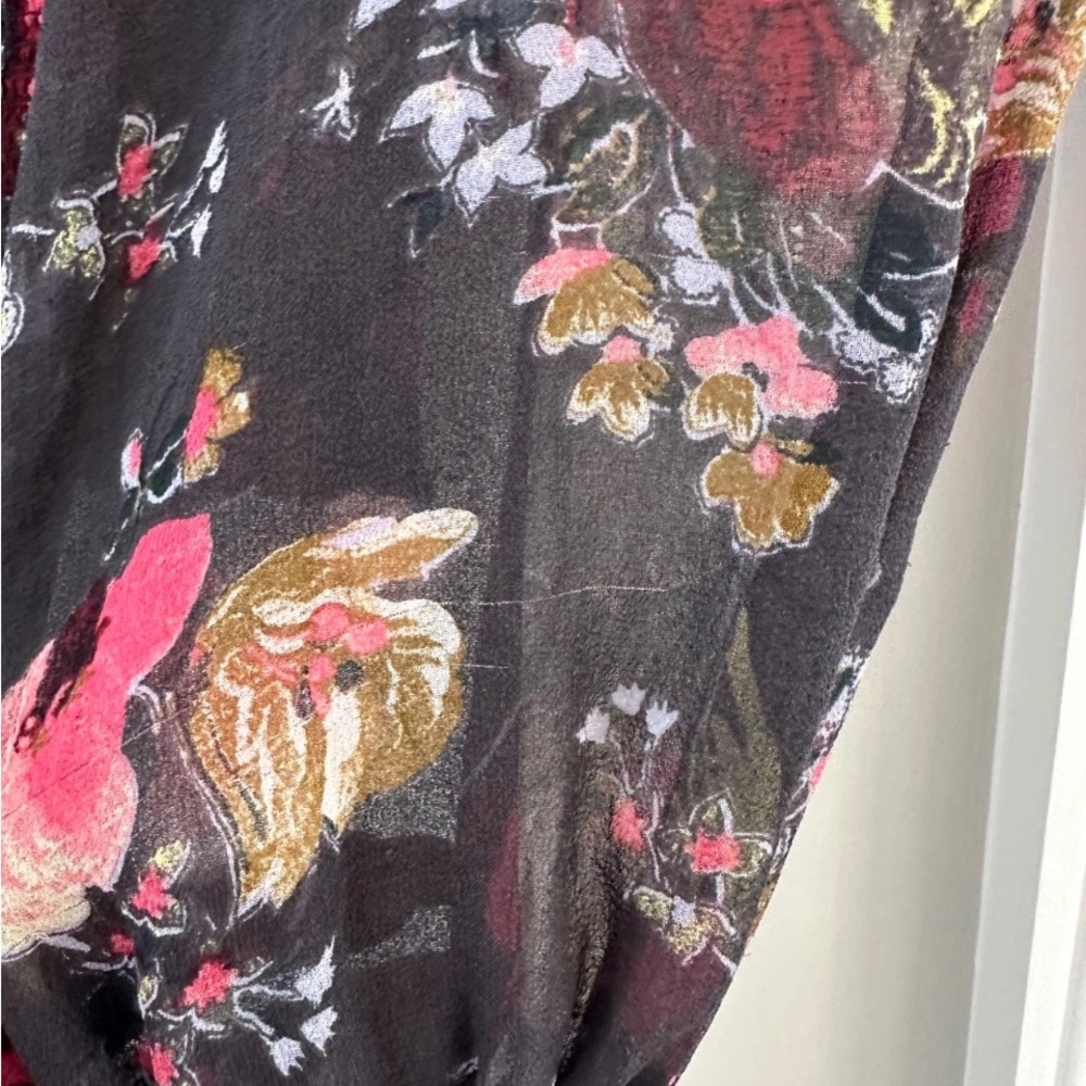 Cinq A Sept Women's Esmaralda 100% Silk Chiffon Black Floral Mock Neck Top Sz S - Picture 13 of 13